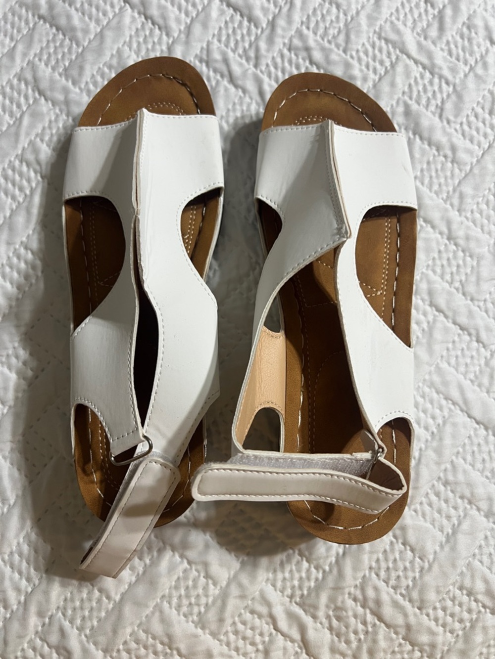 Women's White Slingback Leather Sandals